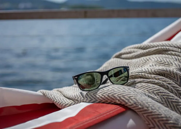 Apartment New! Sea Front Apt. With Terrace Above The Sea! Bergen