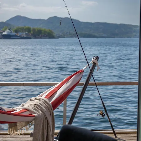 Appartamento New! Sea Front Apt. With Terrace Above The Sea!