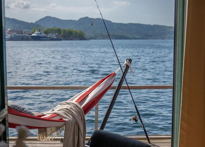 Apartament New! Sea Front Apt. With Terrace Above The Sea!