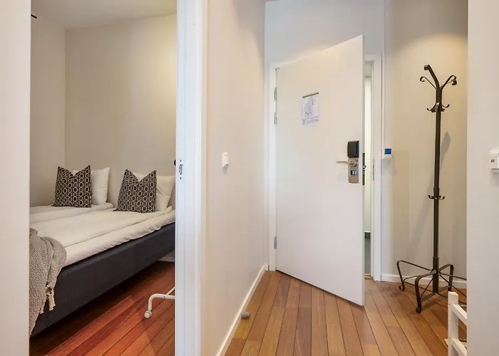 아파트 New! Sea Front Apt. With Terrace Above The Sea!